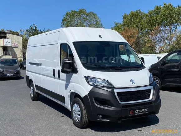 Peugeot Boxer 335 HDI Image 2